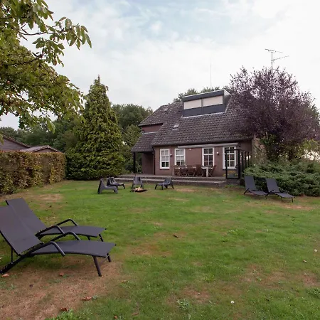 Holiday home Lovely In With Fenced Garden Leende